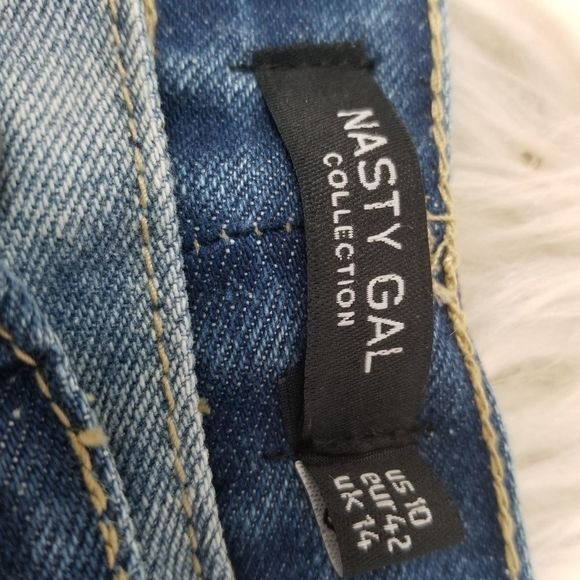 NWT. NASTY GAL SZ 10. HIGH RISE FACTORY CUTOFFS - Picture 8 of 16